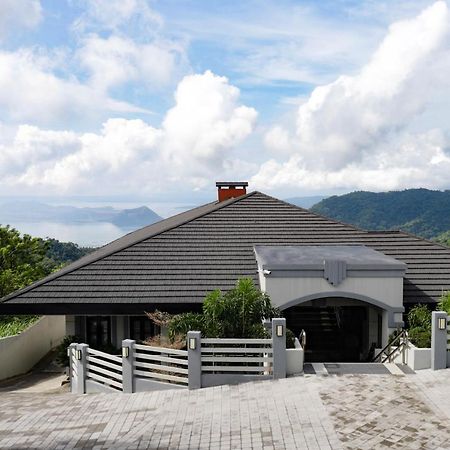 The Grandmaster Hotel Tagaytay City Exterior photo